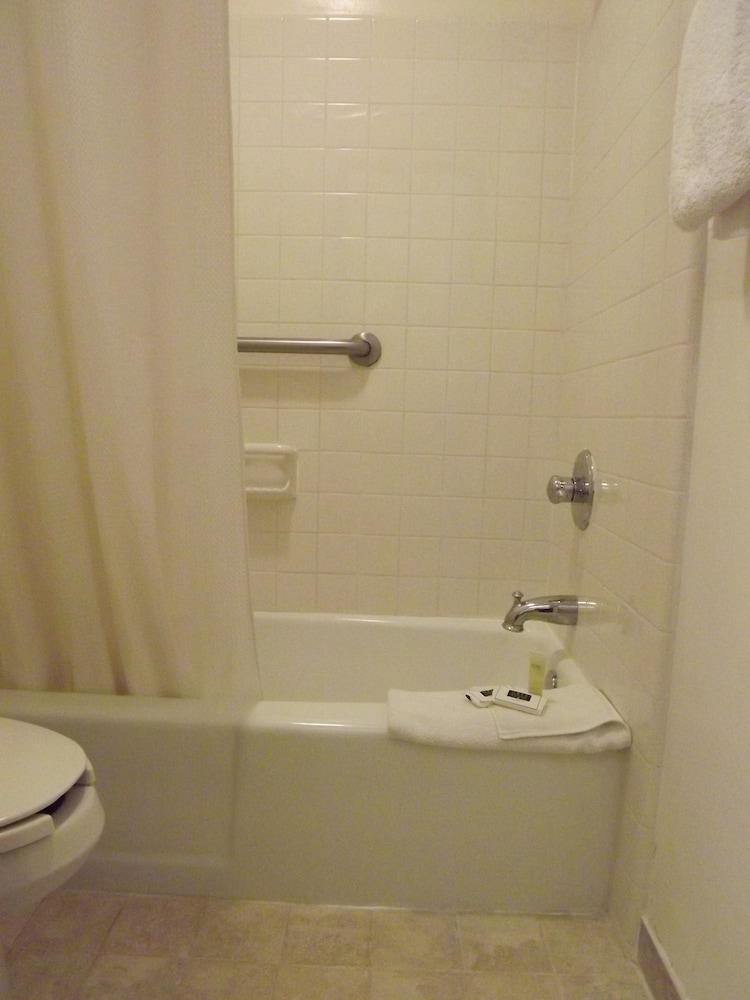 Crest Country Inn - photo 69