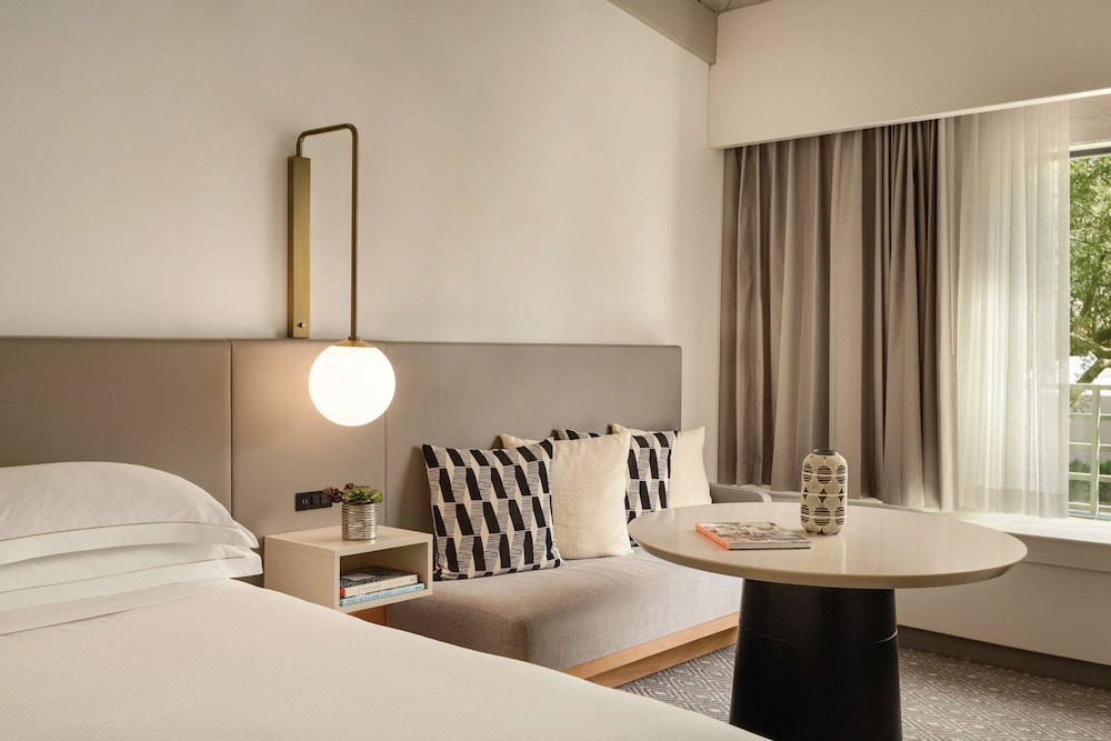 Hilton Scottsdale Resort & Villas - photo 18