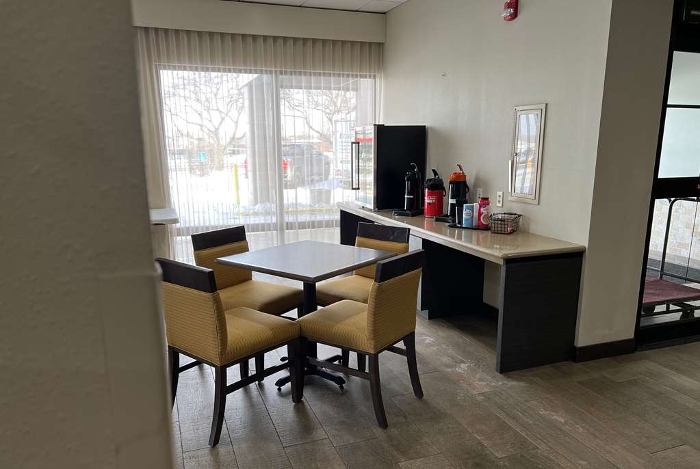 AmericInn by Wyndham Rochester Near Mayo Clinic - photo 14