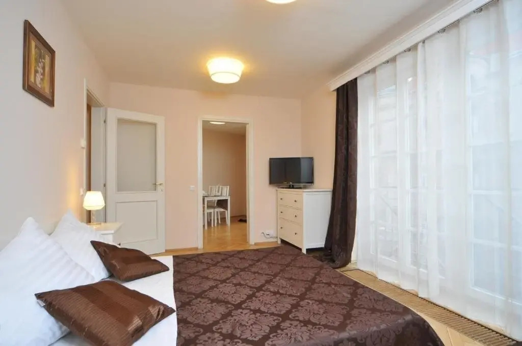 Apartments Orebitská — 4-Star Luxury Hotel in Prague, Czech Republic