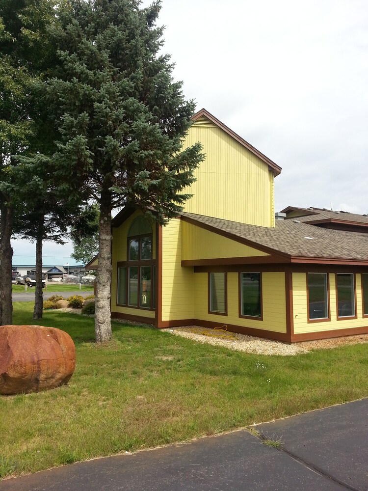 Nisswa Hotel and Suites - photo 85