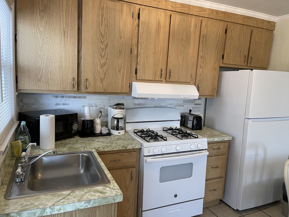 Rio Motel and Suites - photo 21