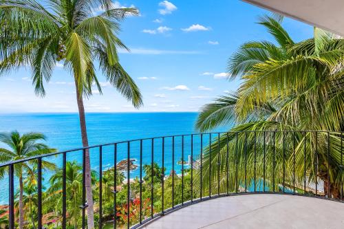 Conchas Chinas 115 — 4-Star Luxury Hotel in Puerto Vallarta, Mexico
