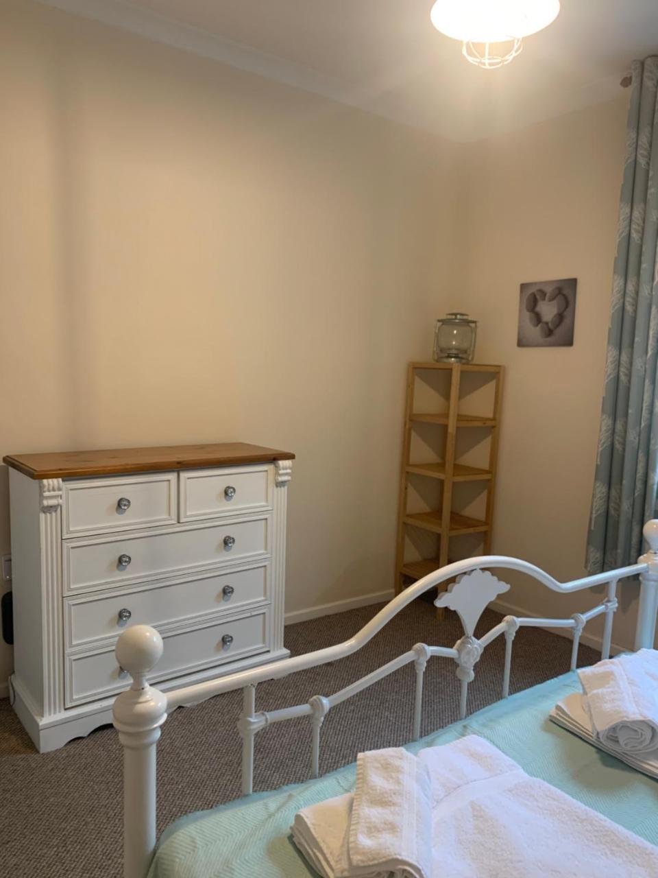 Seawards 2 Bedroomed Seafront Filey