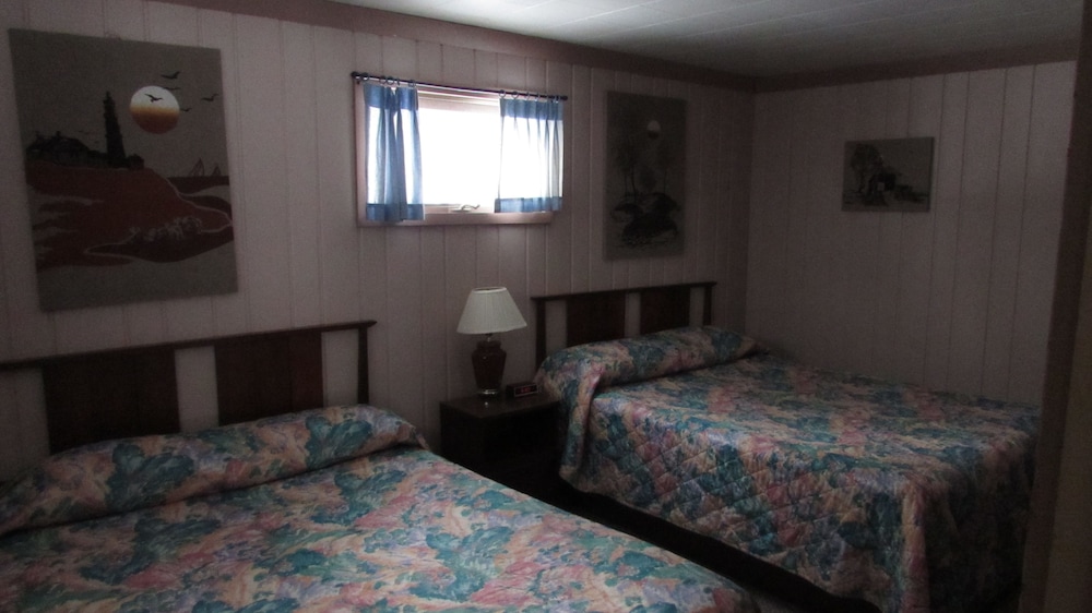 Woodland Motor Lodge - photo 4