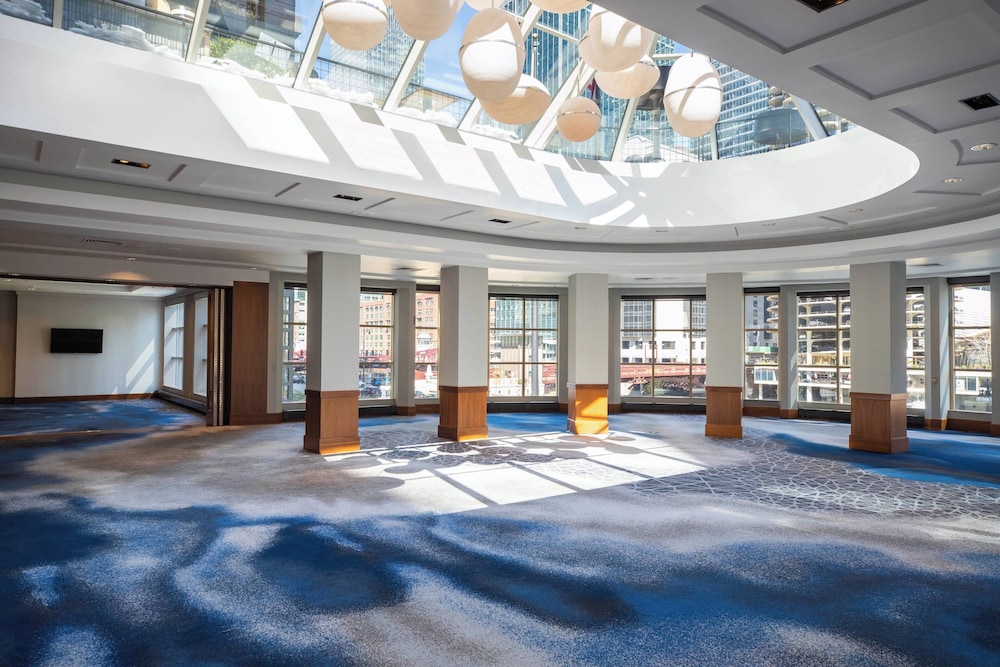 Renaissance Chicago Downtown Hotel - photo 106
