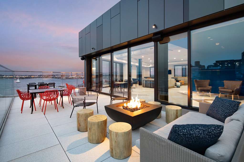 Hyatt Place Boston Seaport District - photo 42