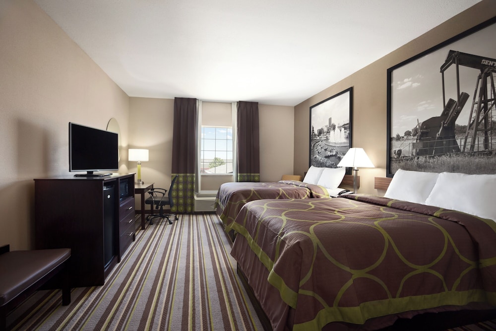Super 8 by Wyndham Bakersfield South CA — Bakersfield — photo 4