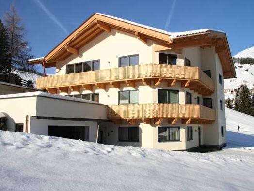 Ferienwohnung am Winterhaus — 4-Star Luxury Hotel in Tux, Austria