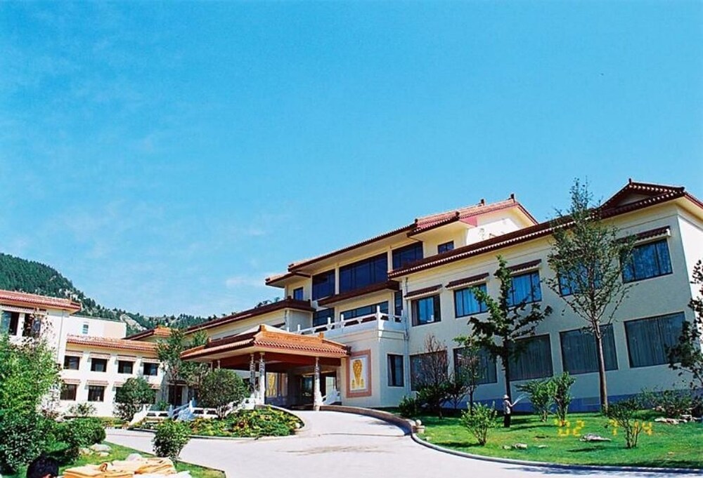 Jinan Shungeng Hillview Hotel — hotel in Jinan