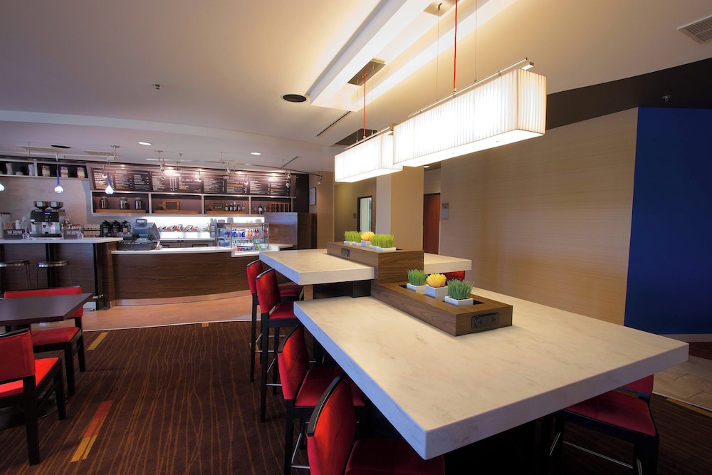 Courtyard by Marriott Blacksburg - photo 15
