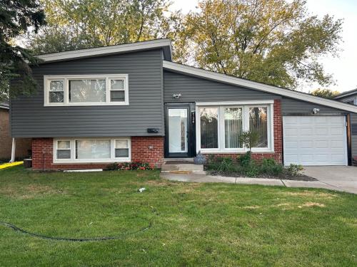 Rr Oasis - last minute hotel in Des Plaines