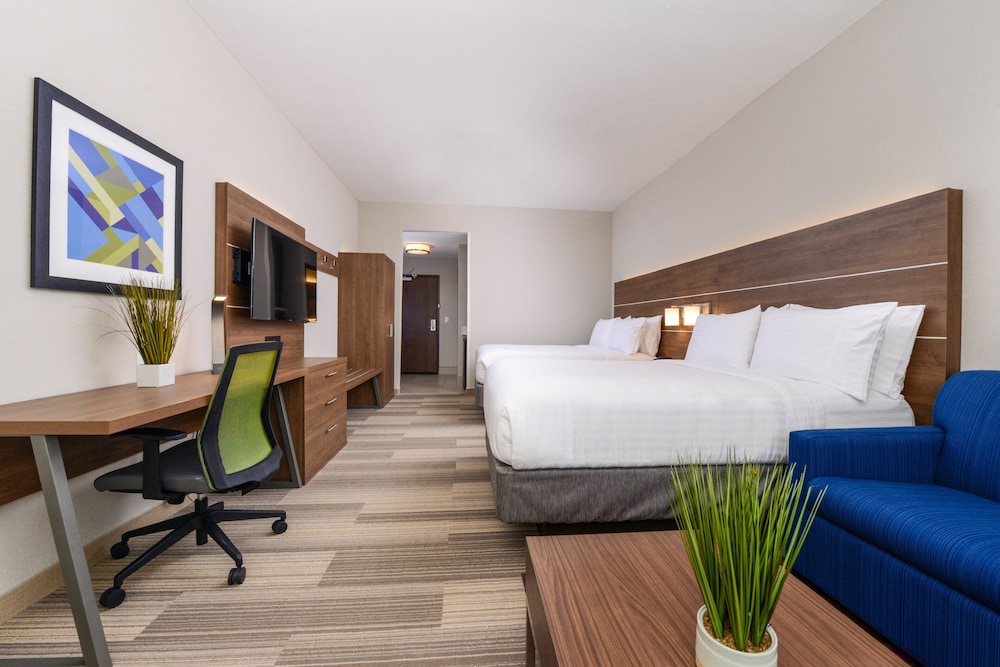 Holiday Inn Express & Suites Wildwood The Villages by IHG - photo 27