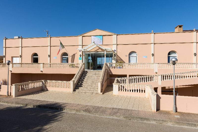 Arenas de Son Bou — 4-Star Luxury Hotel in Alaior, Spain