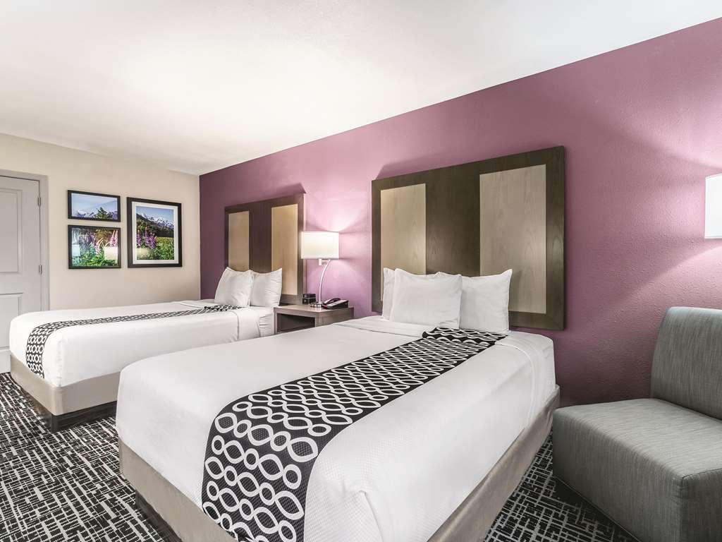 La Quinta Inn & Suites by Wyndham Glenwood Springs - photo 18