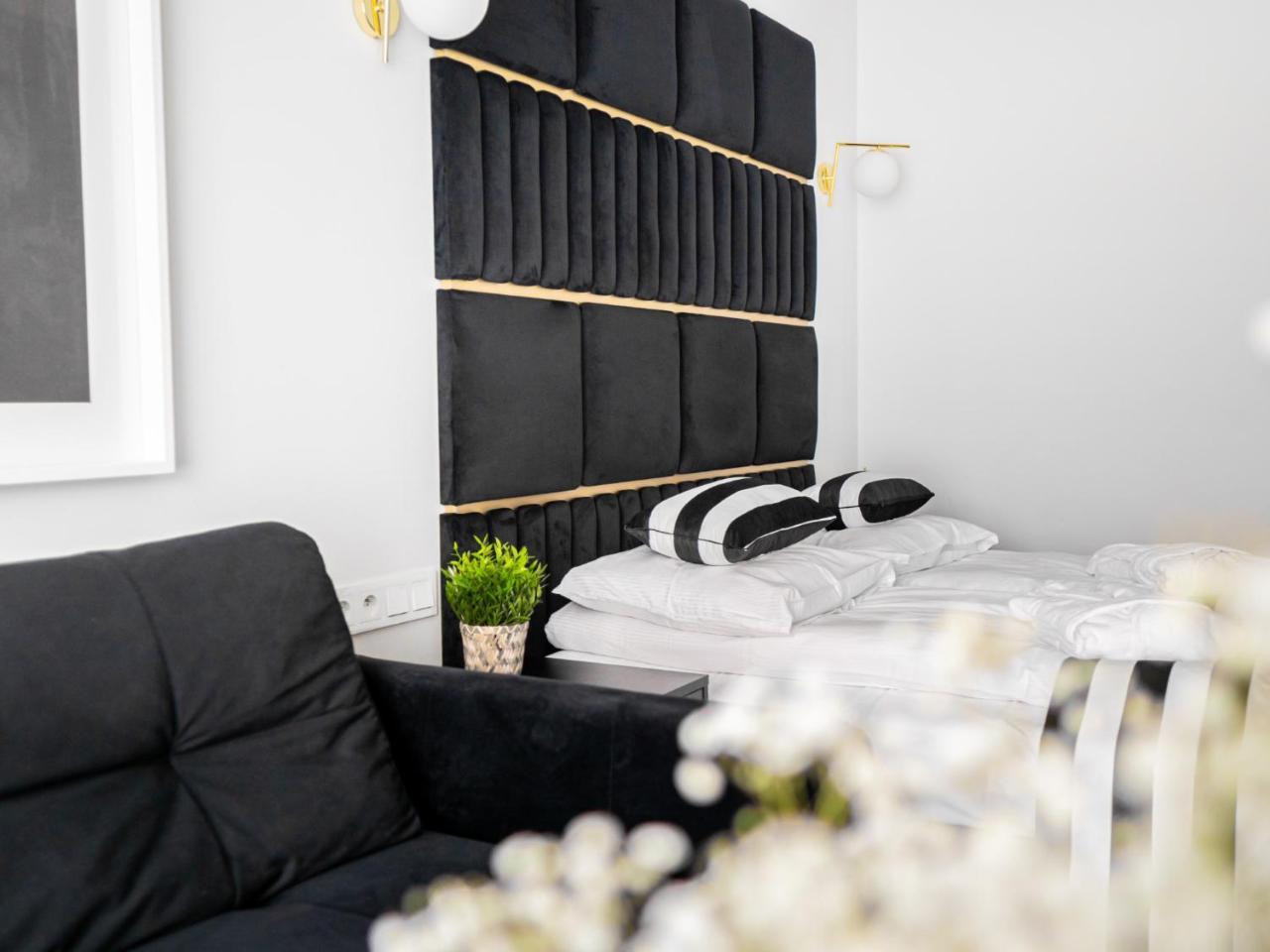 Apartament Black Magic z klimatyzacją Solny Resort A002 in Kolobrzeg, Poland