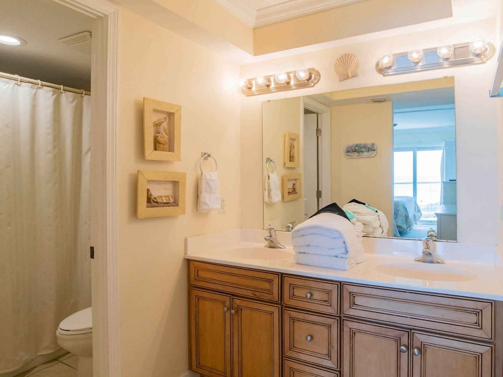 Regency Towers by Southern Vacation Rentals - photo 340