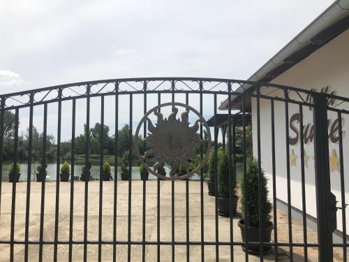 Vila Sunce Morovic — 4-Star Luxury Hotel in Sid, Serbia