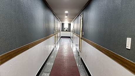 Goodstay Alps Motel in Gwangyang, South Korea