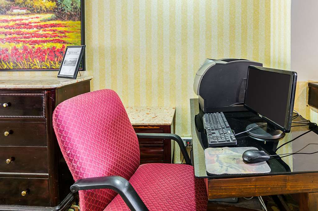 Quality Suites Altavista Lynchburg South - photo 27