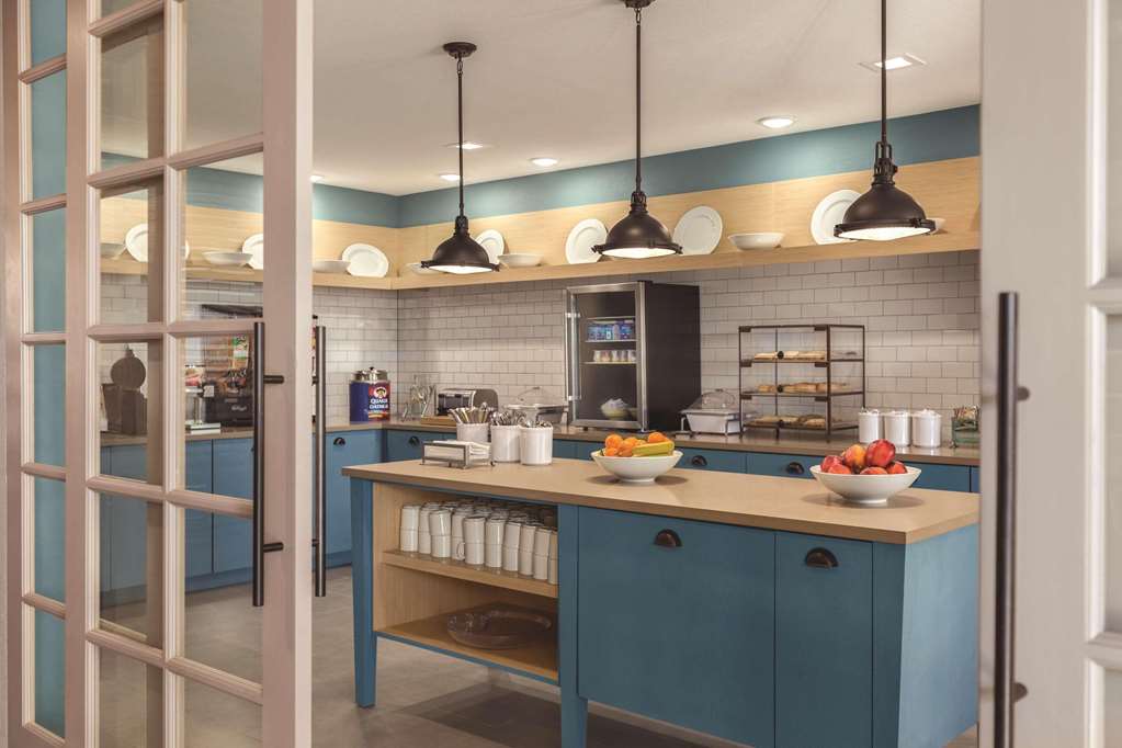 Country Inn & Suites by Radisson Lubbock Southwest TX - photo 17