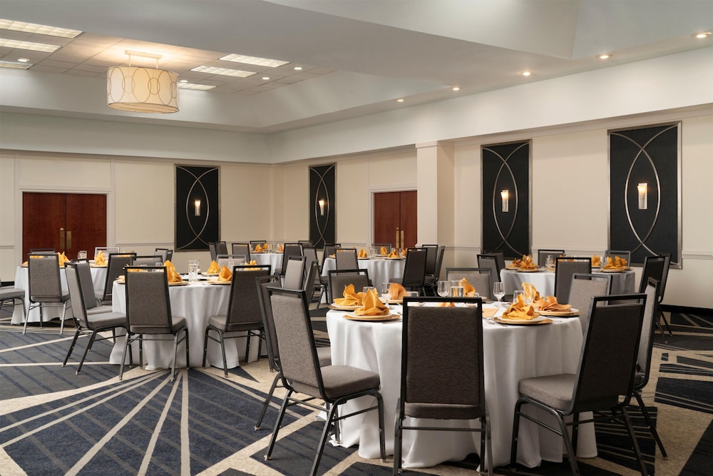DoubleTree by Hilton Richmond Midlothian - photo 29