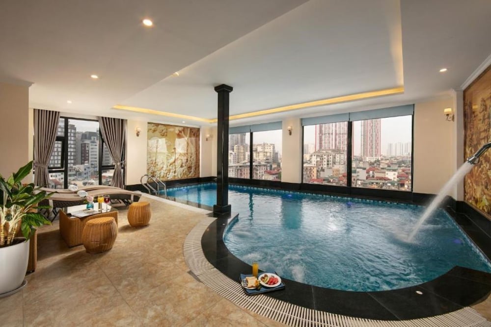Luxe Paradise Suites Hotel Dich Vong Hau — 4-Star Luxury Hotel in Hanoi, Vietnam