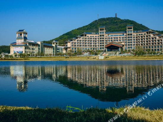 Yifang Shanshui Gloria Grand Hotel Luotian Hubei in Huanggang, People's Republic of China