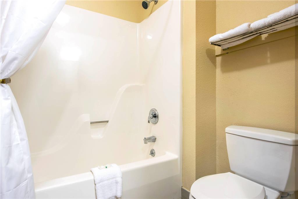 Quality Inn & Suites Brandenburg Fort Knox - photo 22