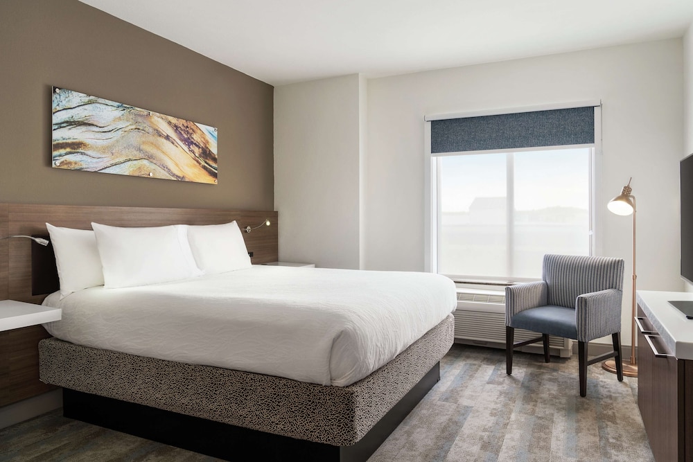 Hilton Garden Inn Charlotte Ayrsley - photo 7