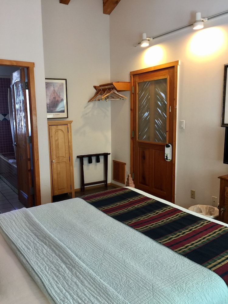 Guadalupe Inn - photo 28
