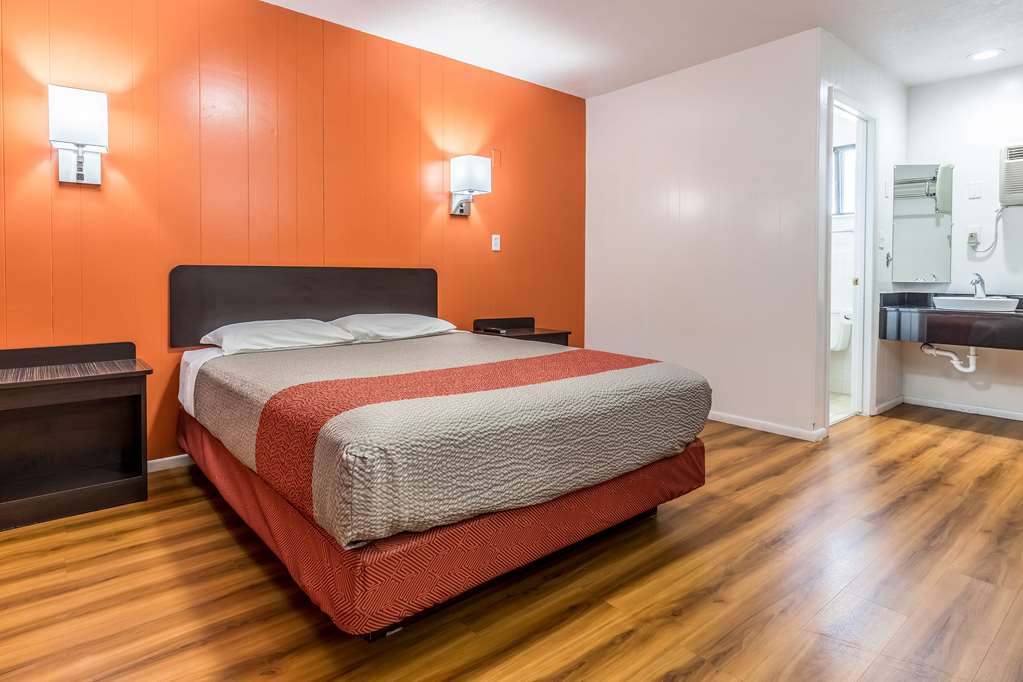Motel 6 Tremonton UT - photo 13