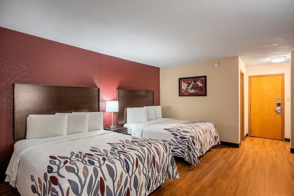 Red Roof Inn Des Moines - photo 10