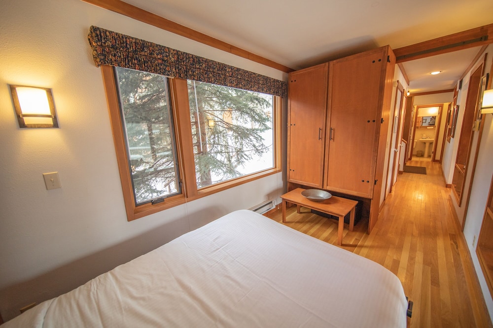 Tennis Townhomes 1326 - photo 30