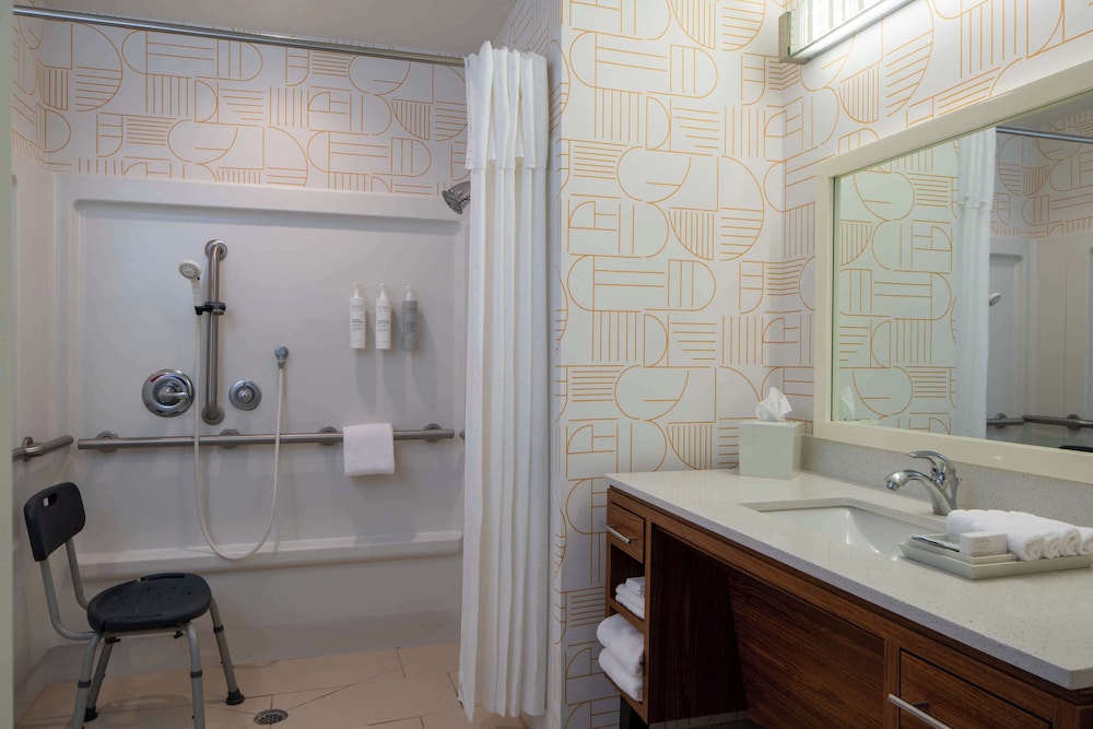 Home2 Suites by Hilton Gulfport I 10 - photo 44
