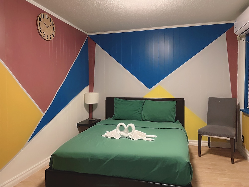 Stop 21 Motel in Kincardine, Canada