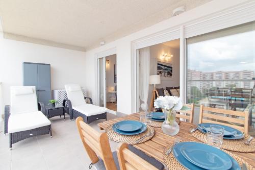 Global Properties Moderno apartamento en Canet al Mar — 4-Star Luxury Hotel in Canet D'en Berenguer, Spain