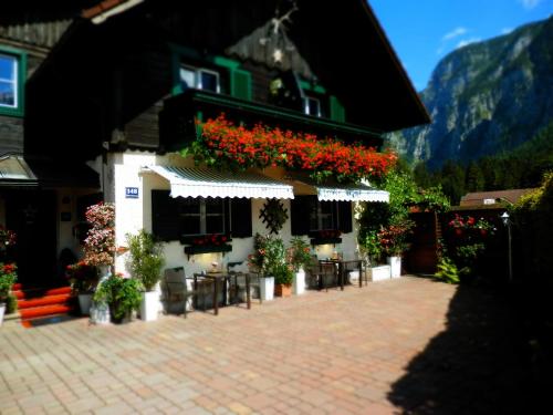 Landhaus Osborne — 4-Star Luxury Hotel in Hallstatt, Austria