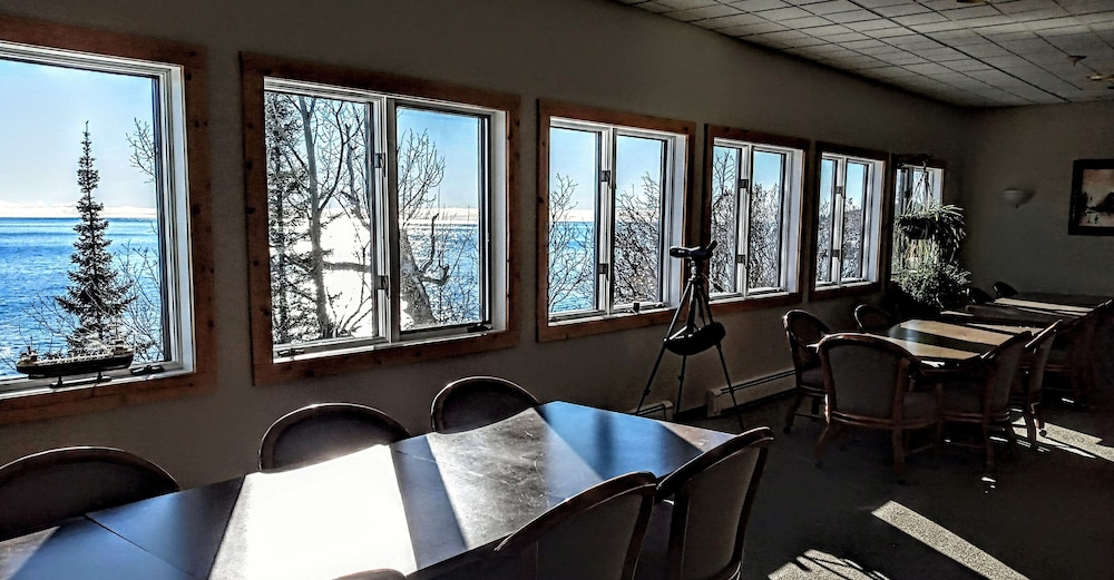 The Cliff Dweller on Lake Superior - photo 27