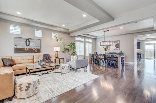 5400sqft 6BR 5BA Theater Office Game Room in Denver, United States