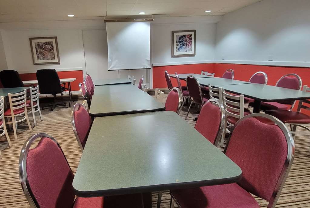 Ramada by Wyndham Mountain Home - photo 106