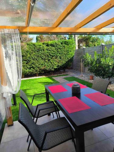Baky House — 4-Star Luxury Hotel in Balatonlelle, Hungary