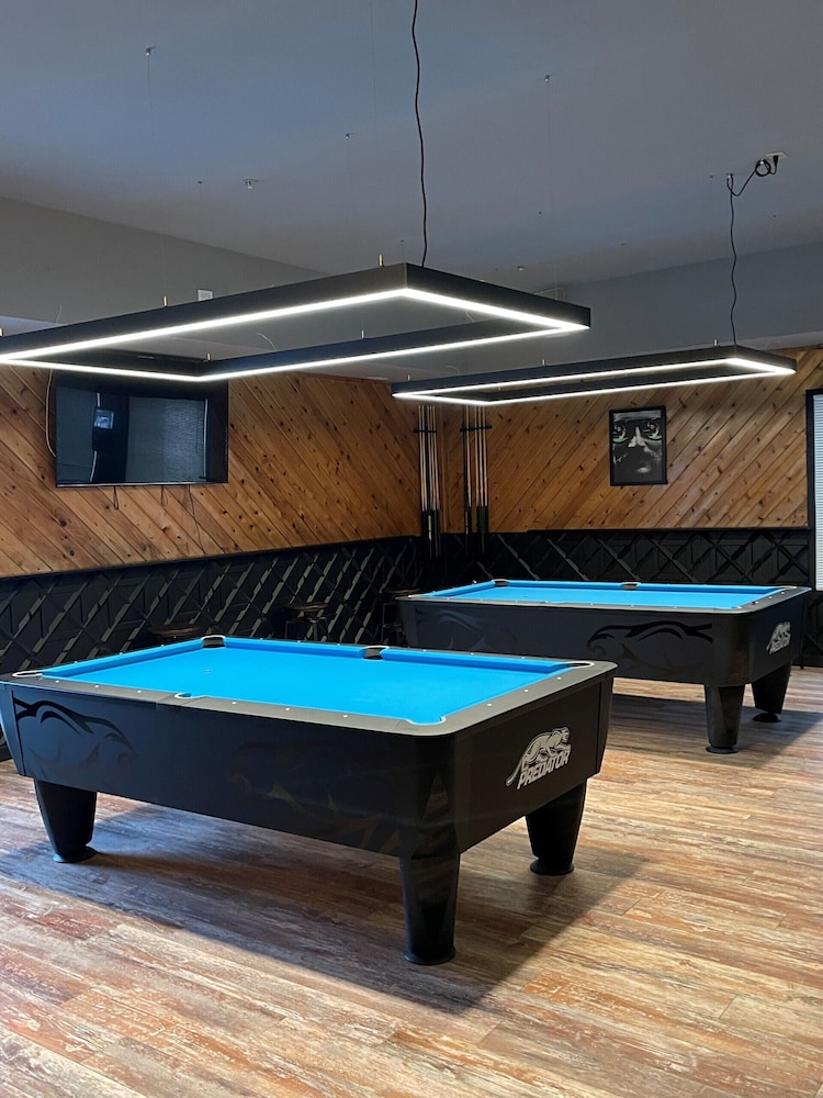 Brush inn and Suites - photo 22