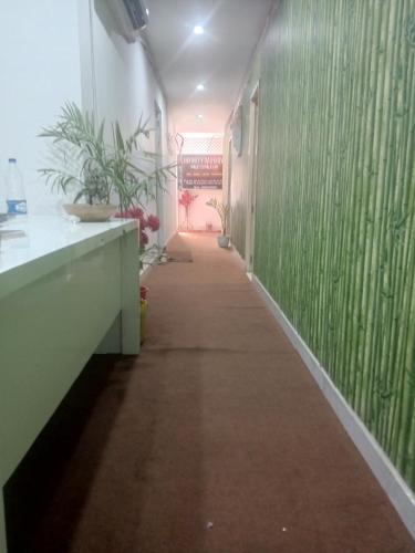 The Lemon Male To Male Massage spa