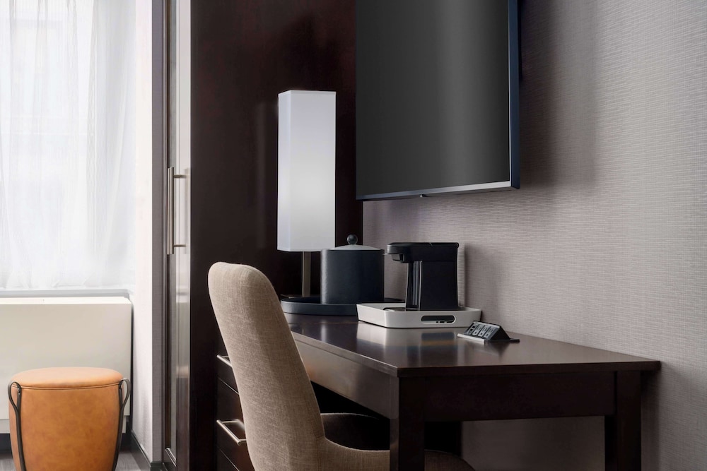 Hampton Inn Manhattan Times Square Central - photo 21