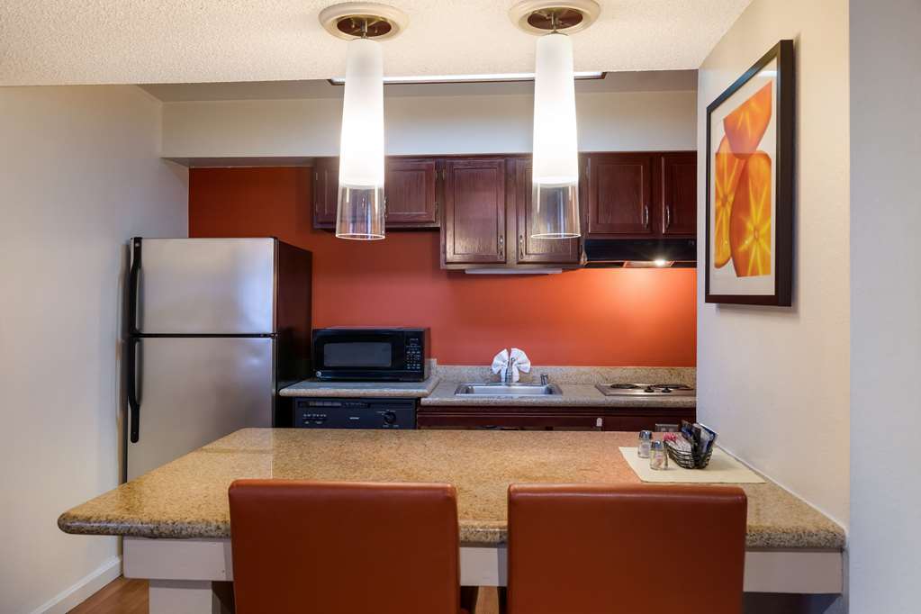 SenS Suites Livermore SureStay Collection by Best Western - photo 26