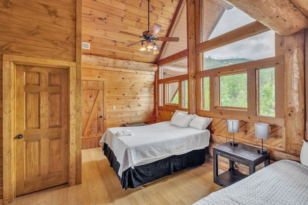 Sky Views Panoramic Views 2 Bedroom Cabin by Heavenly Views Resort - photo 6