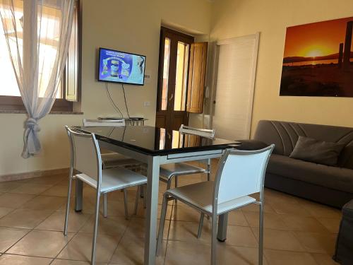 Casa Vacanze Donna Giovanna — 4-Star Luxury Hotel in Pula, Italy