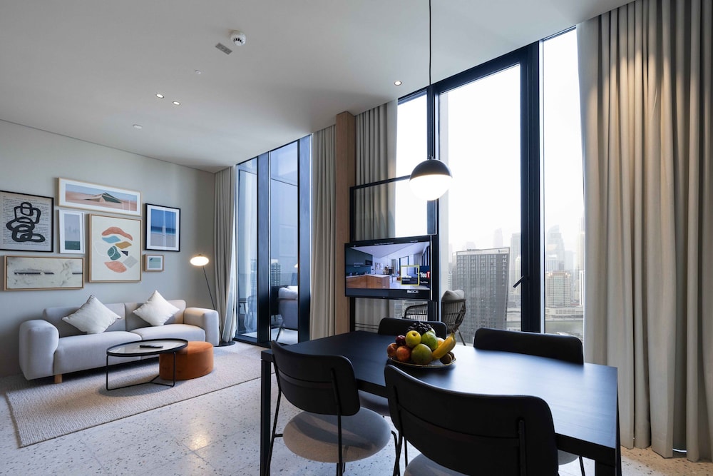 Stunning Burj View Upside Living Studio — 4-Star Luxury Hotel in Dubai, United Arab Emirates