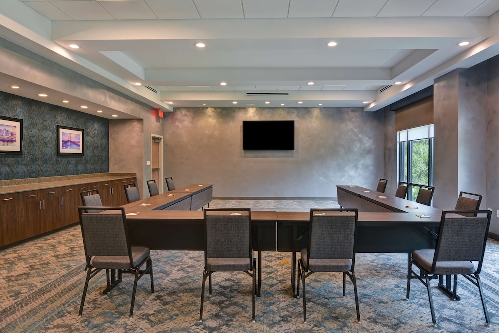 Hampton Inn & Suites Tampa Riverview Brandon - photo 41